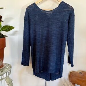 Elegant Navy Blue Women's Tunic Sweater